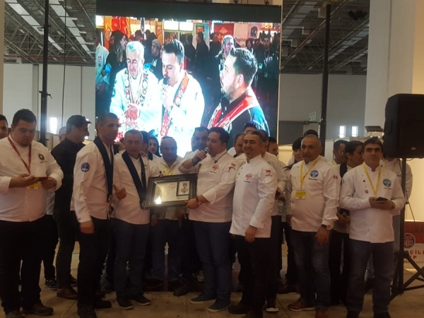 2018 İZMİR'İN ŞEFLERİ ULUSLARARASI YEMEK YARIŞMASI