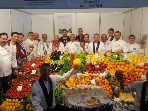 2018 İZMİR'İN ŞEFLERİ ULUSLARARASI YEMEK YARIŞMASI