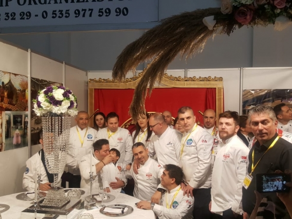 2018 İZMİR'İN ŞEFLERİ ULUSLARARASI YEMEK YARIŞMASI